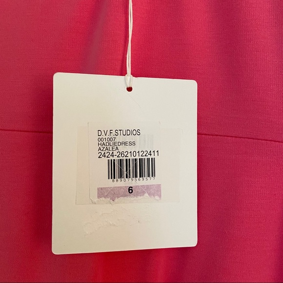 DVF Classic Sheath Dress - Picture 10 of 13